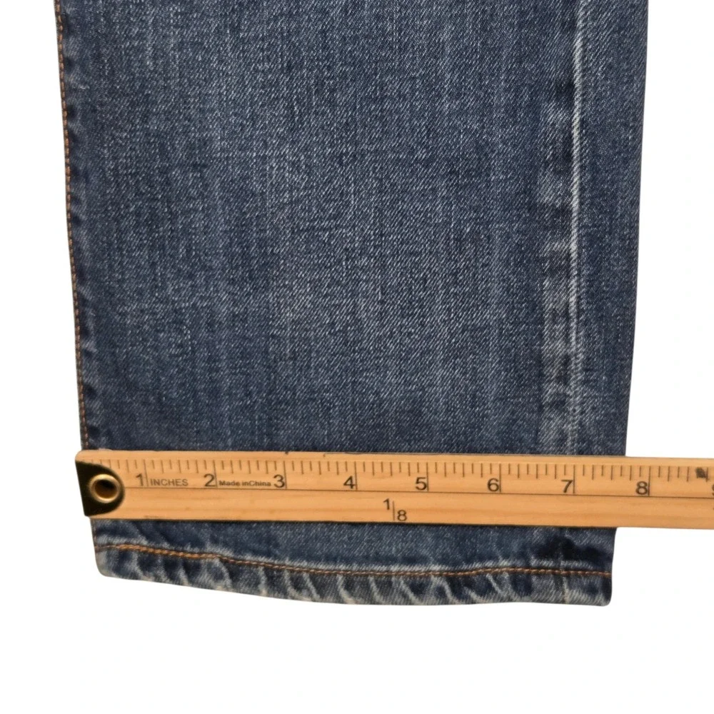 Levi's Men's Straight Jeans in Medium Blue Wash